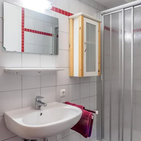 Bauernhof Untergrafer Κατάλυμα σε φάρμα *